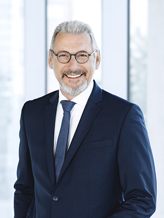 UWE EICHNER